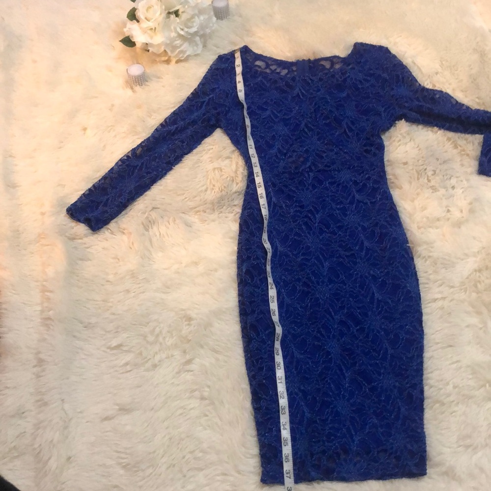 Dress - Picture 6 of 7